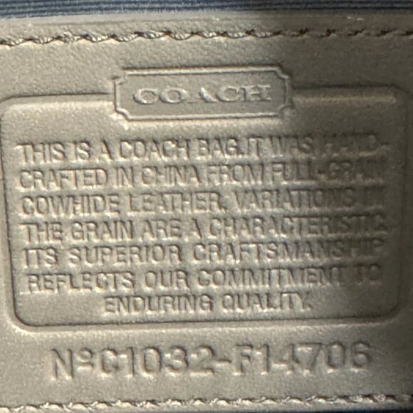 Coach Zoe Hobo Bag Light Blue Leather G1032-B14706 Silver Hardware Like New - Picture 5 of 7